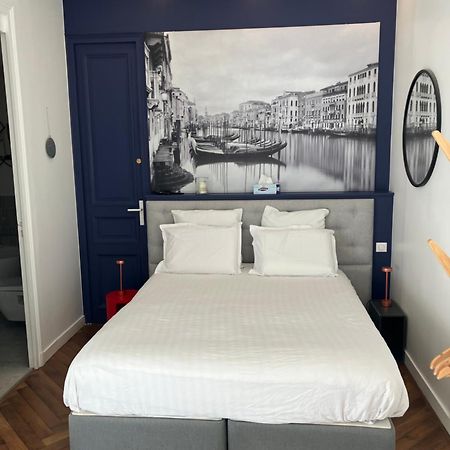 Chambre Dans Hotel Particulier 18E Siecle Hyper Centre La Rochelle 拉罗歇尔 外观 照片