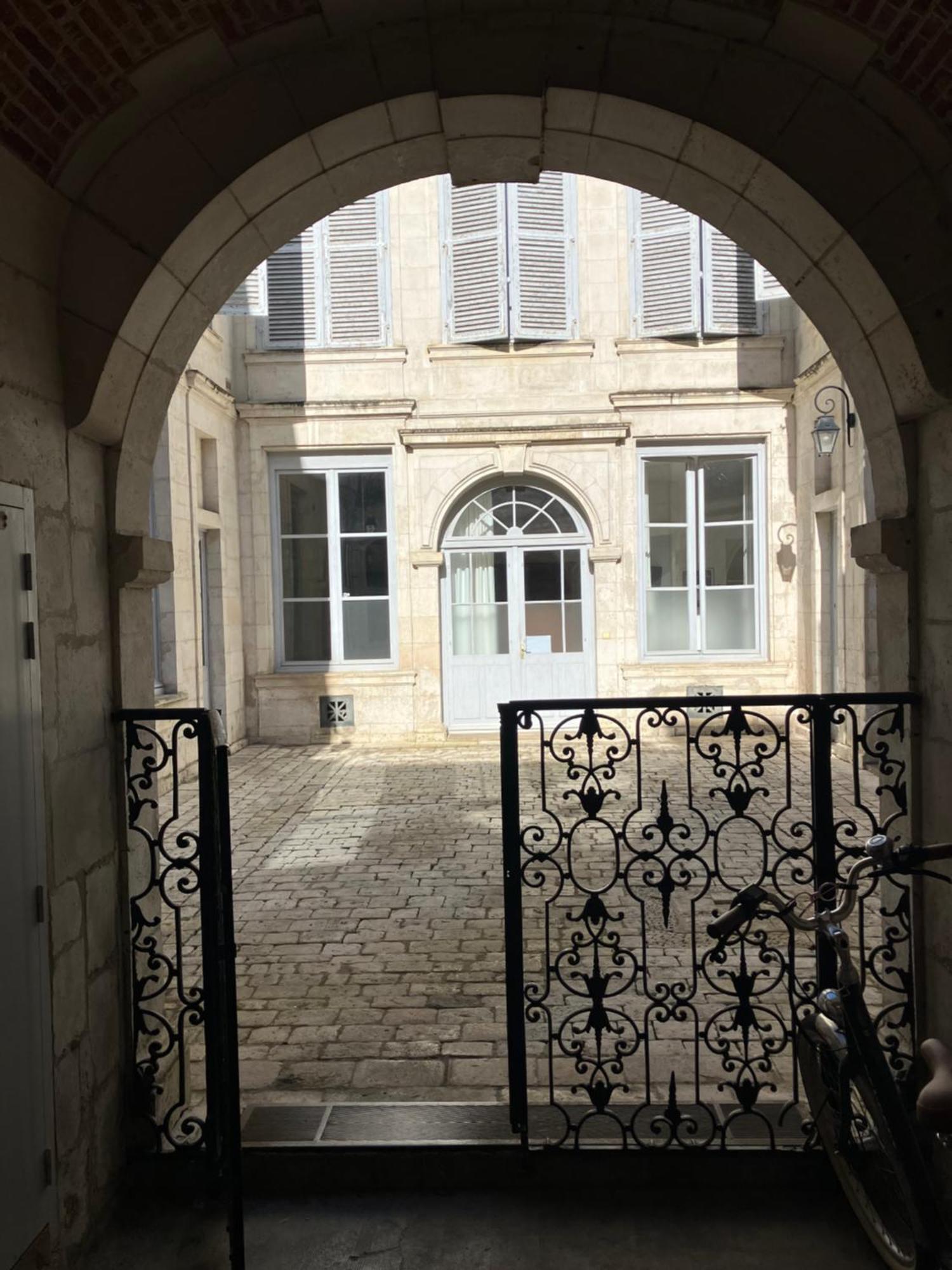 Chambre Dans Hotel Particulier 18E Siecle Hyper Centre La Rochelle 拉罗歇尔 外观 照片